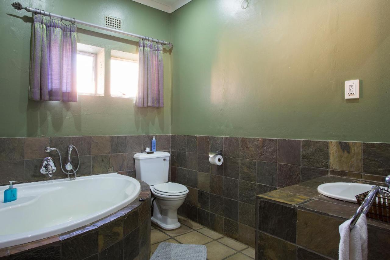 Purple Gecko Guest House Lydenburg Exterior foto