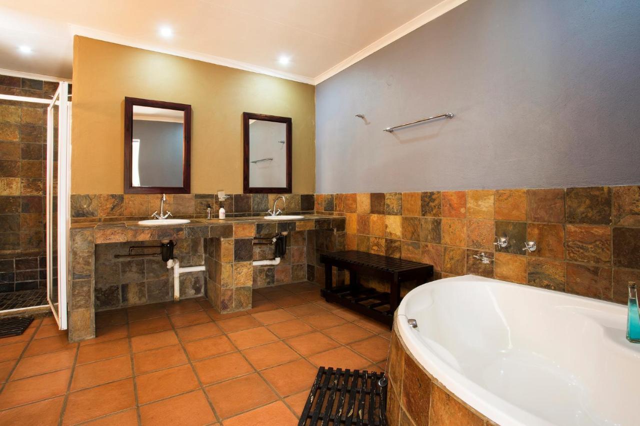 Purple Gecko Guest House Lydenburg Exterior foto
